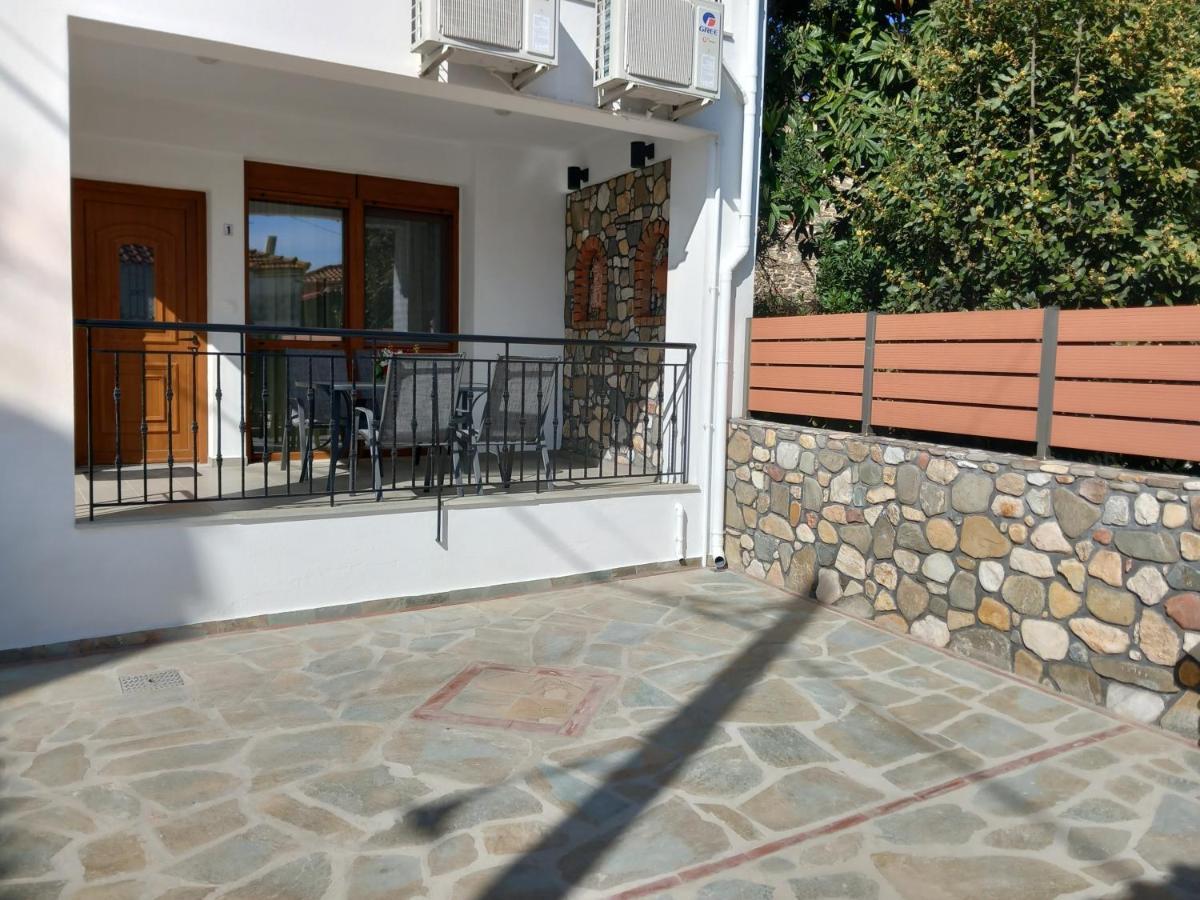 Patriko - House 1, Traditional Stone House Agios Nikolaos  Exterior foto